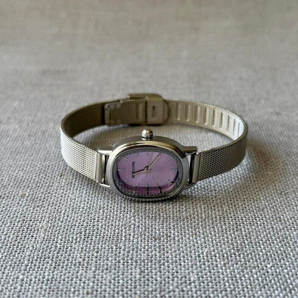 Elegant silver vintage style watch